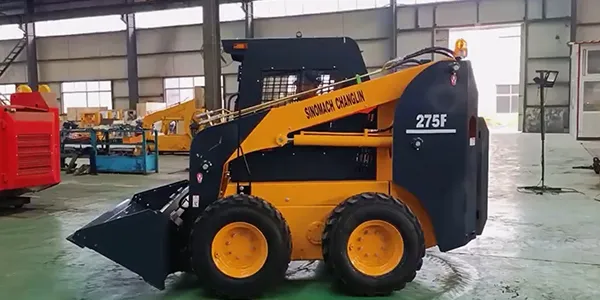 لودر انزلاقي بعجلات، 275F