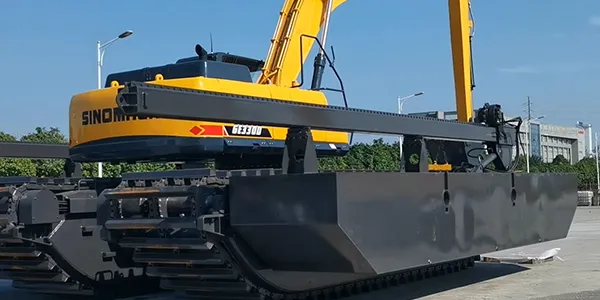 حفّار برمائي مجنزر للبيئات الطينية والمائية، ZG330D
