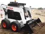 لودر انزلاقي بعجلات، 275F