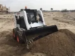 لودر انزلاقي بعجلات، 275F