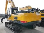 حفار مجنزر مع ملقط لمناولة المواد بكفاءة، ZG210H